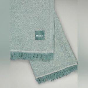Lululemon Woven Wool Scarf
